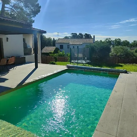 8 Pers Piscine Et Clim A 15 Min De La Cournonsec